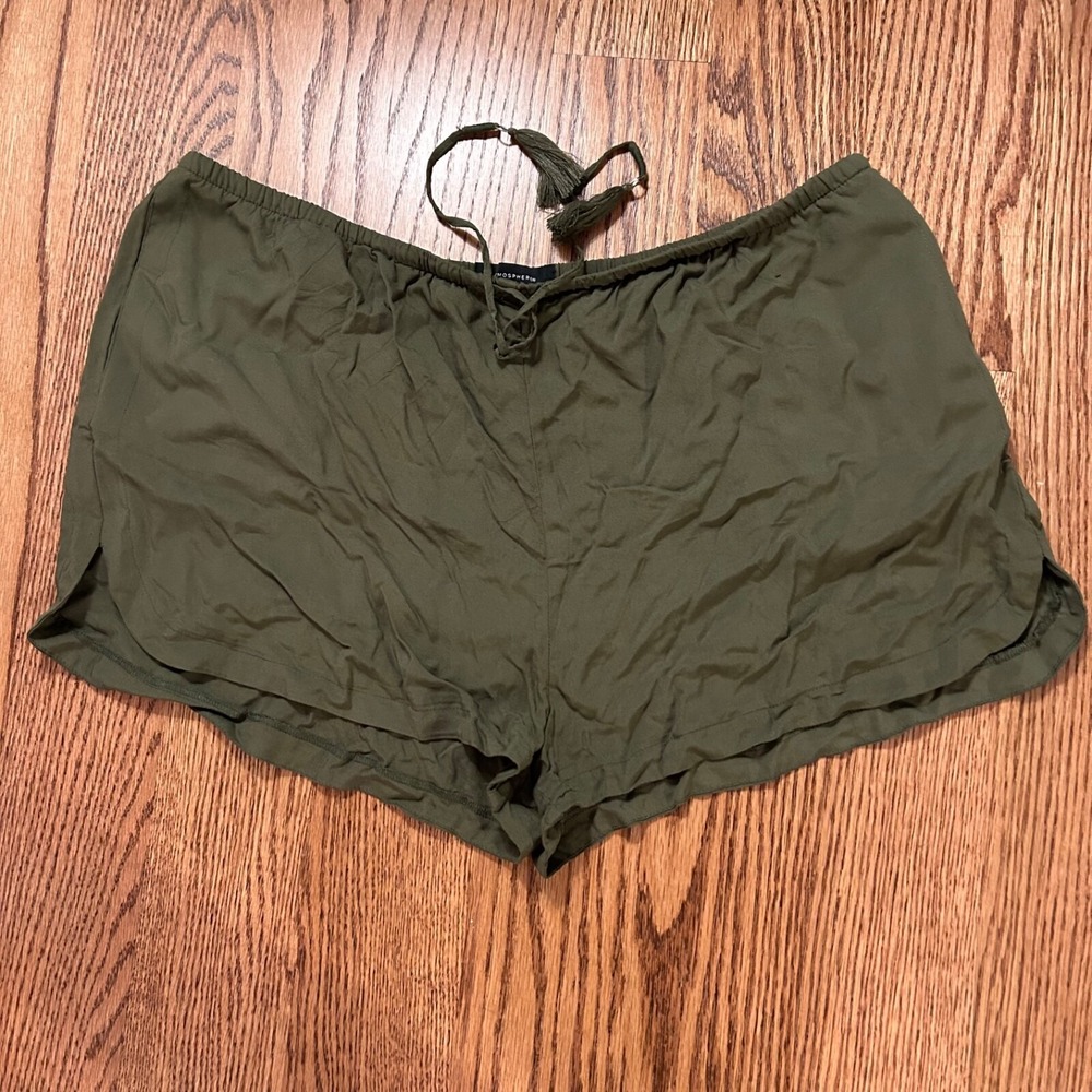 Atmosphere Women's Olive Green Tassel Tie Shorts Size 16 Boho Flowy Viscose